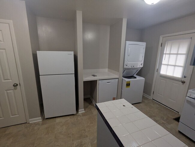 Foto del edificio - 333-335 Hillcrest