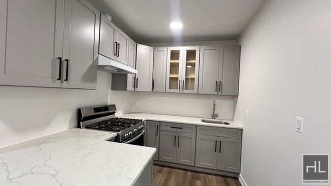 Photo - EAST 55th STREET Townhome