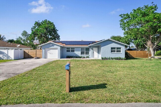 Foto del edificio - 667 Blue Jay Rd