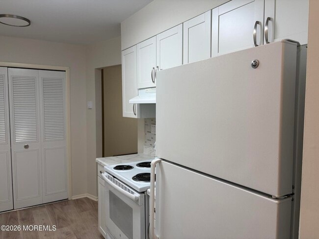 Building Photo - 177 Amberly Dr