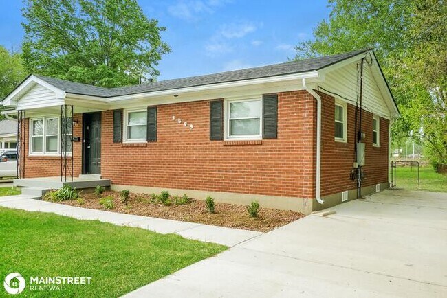 Foto del edificio - 8609 Blue Bell Dr