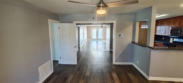 Foto del edificio - 2532 Ryan Ave