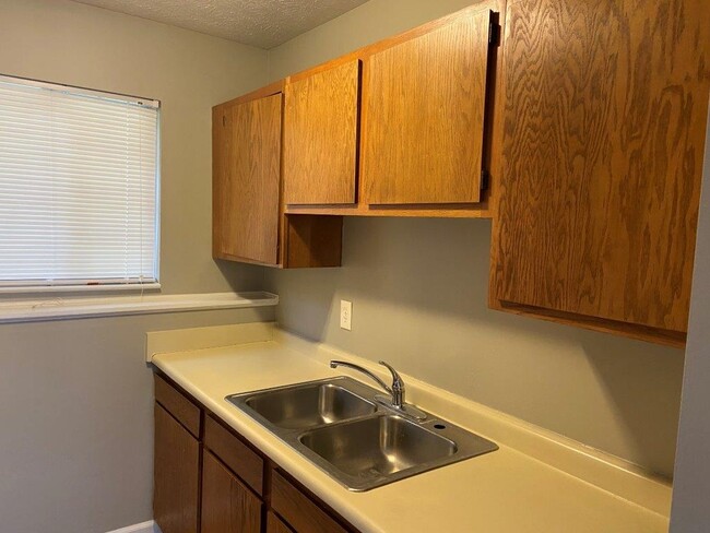 Building Photo - 2632 Crisnic Ct