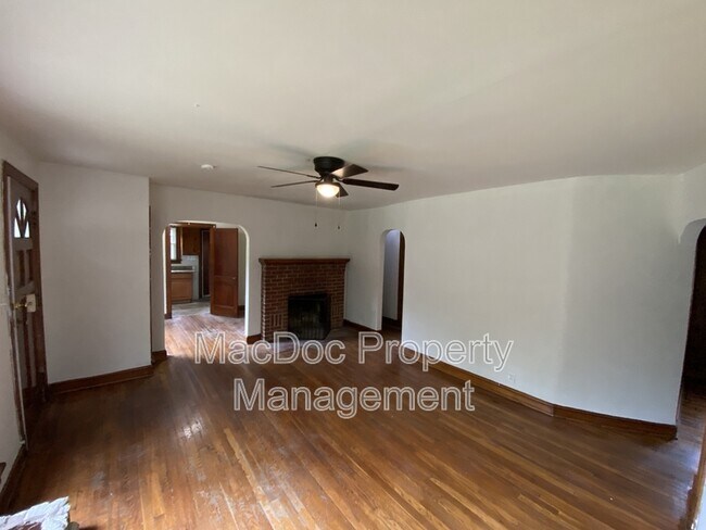 Foto del edificio - 25345 Patriot Hwy