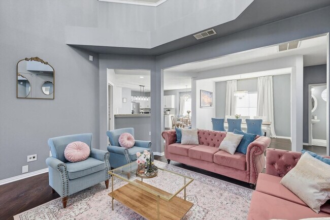 Foto del edificio - 537 Purdue Dr