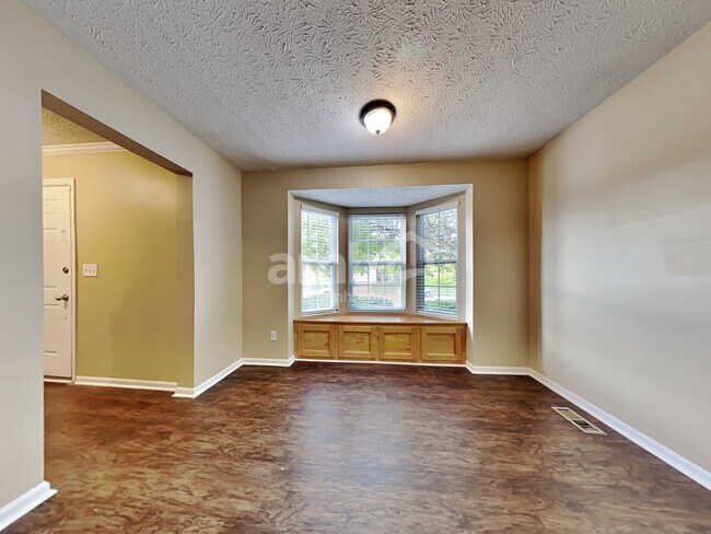 Building Photo - 246 Truro Court