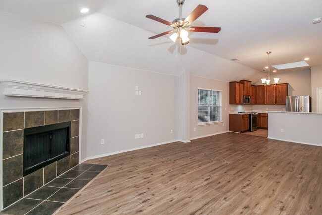 Building Photo - 1820 Marlin Dr