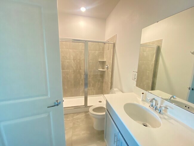 Building Photo - 6344 Chirpine Ln