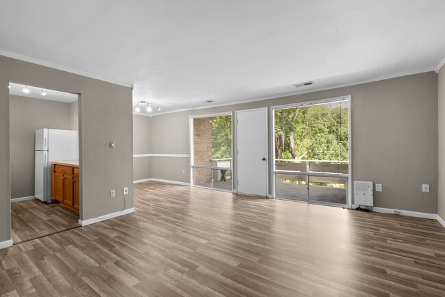 Photo - 558 Wilson Bridge Dr Apartment