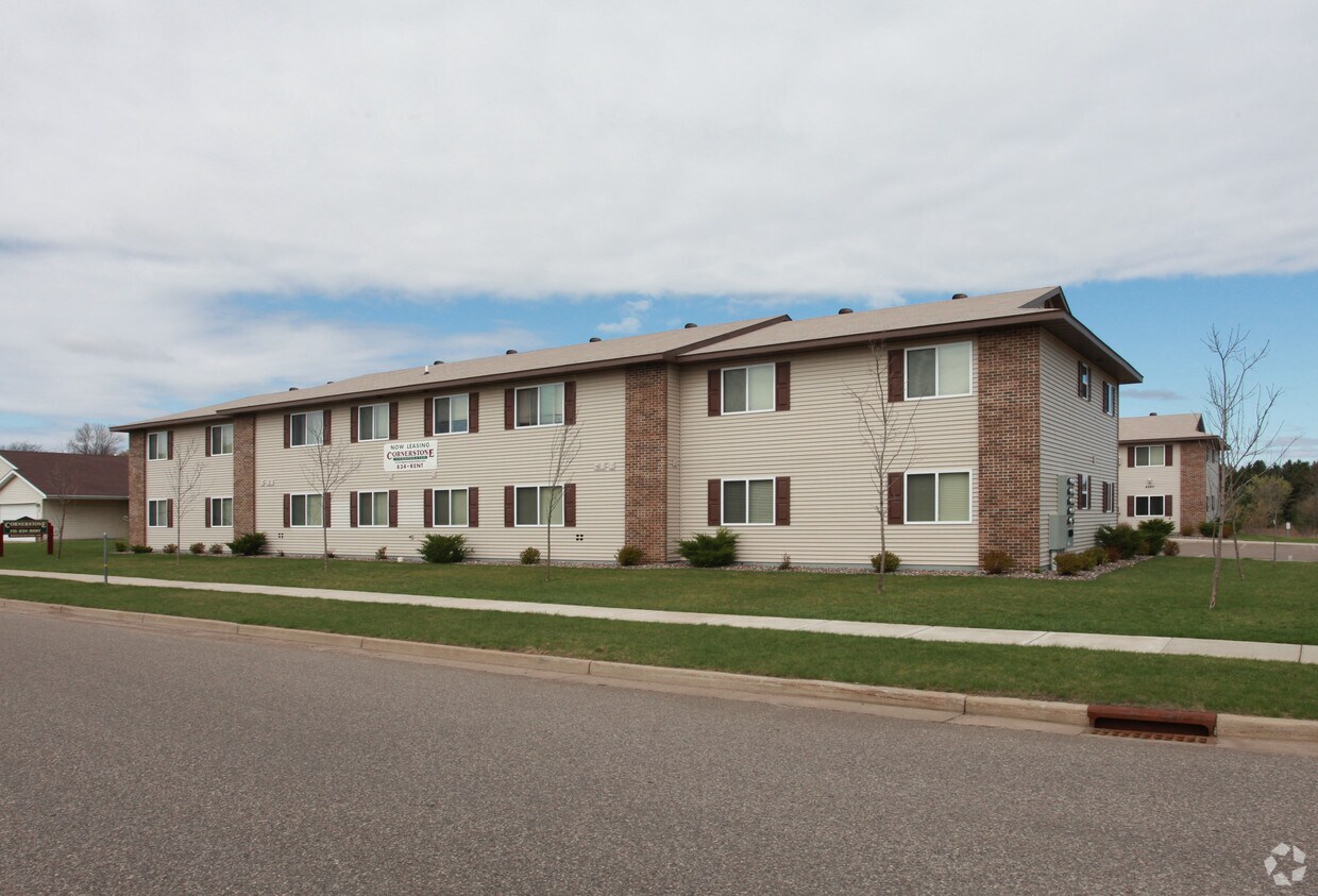 Building Photo - 4580 Arrowhead Dr