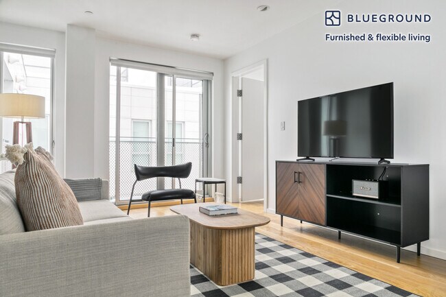 Building Photo - 26 West Broadway-SI FL6-ID580