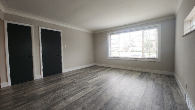 Foto del edificio - 6251 Nottingham Ave