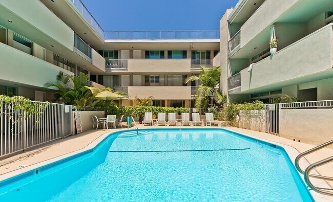 Foto del edificio - 1200 Flores St