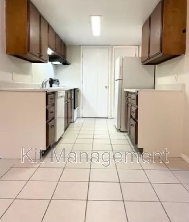 Foto del edificio - 6201 Garden Rd