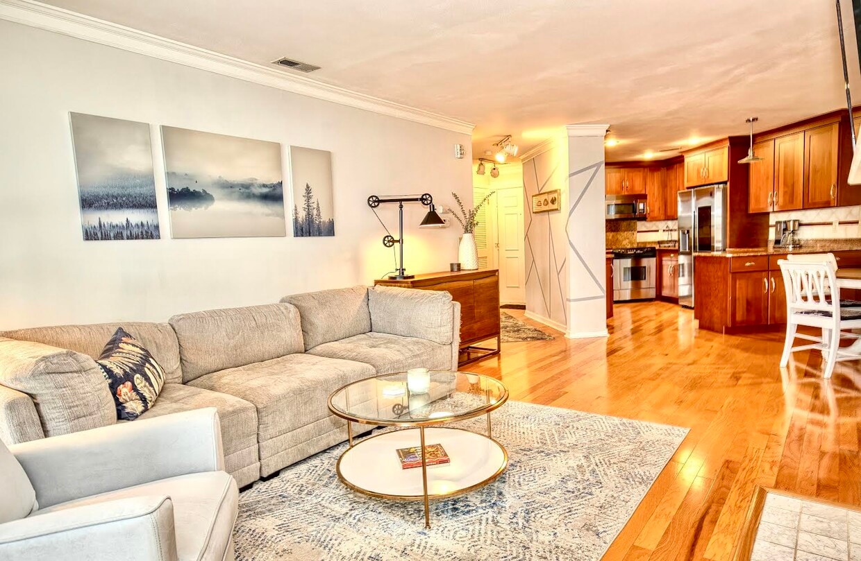 4540 Laclede Ave Unit 108, St. Louis, MO 63108 Condo for Rent in St