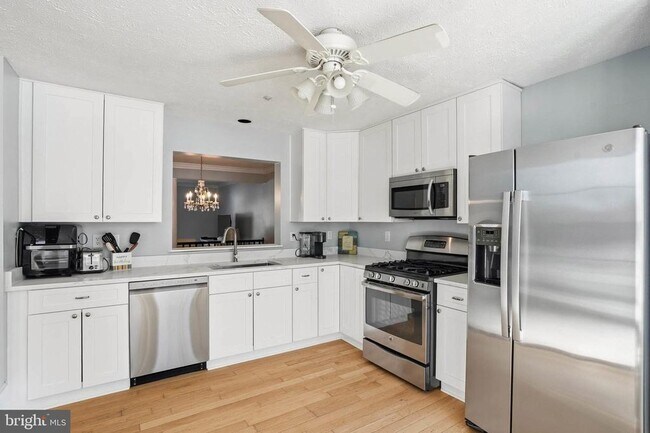 Foto del edificio - 2604 Tallwind Ct