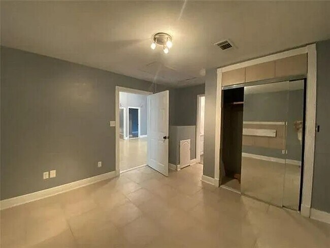 Building Photo - 22239 Prats Rd