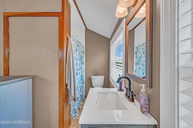 Foto del edificio - 316 NJ-37