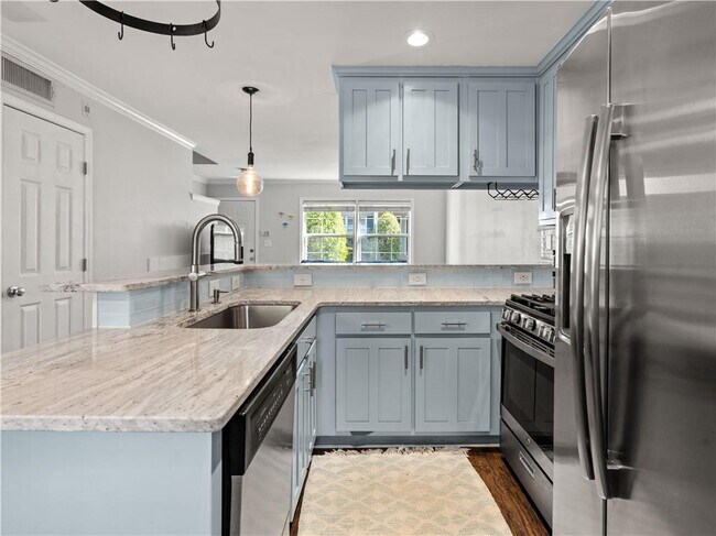 Foto del edificio - 2232 Dunseath Ave NW