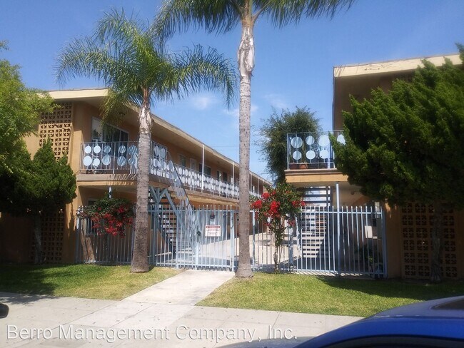 Building Photo - 1550-1604 Henderson Ave