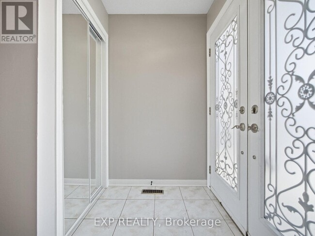 Building Photo - 48 Mt Ranier Crescent