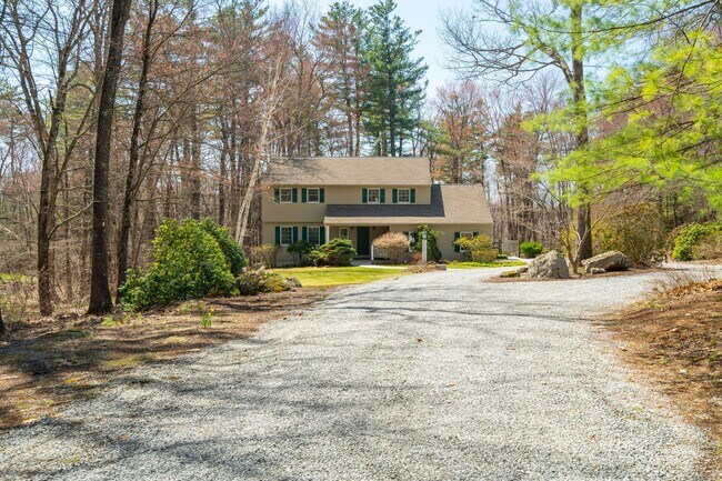 Foto del edificio - 14 Woburn Abbey Drive Bedford NH 03110