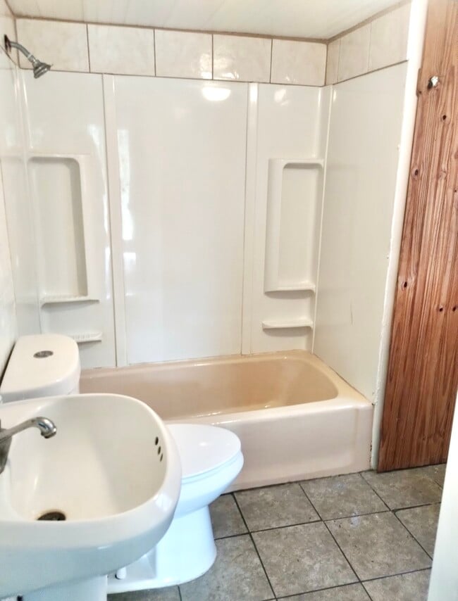 Building Photo - 508 N 44th St