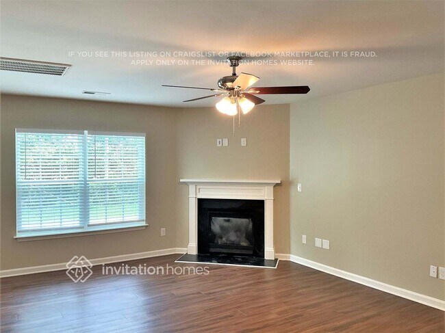 Foto del edificio - 1021 Hidden Meadow Rd