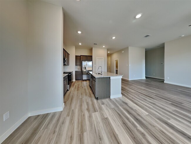 Foto del edificio - 2331 Cohorn Trl