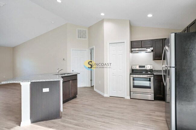 Building Photo - Stunning 3bed/2BA Home in Ocala!