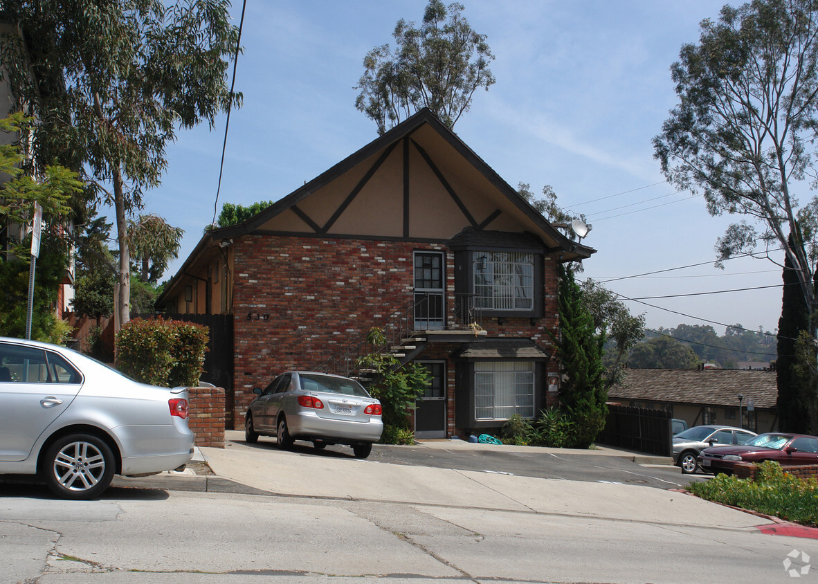 Building Photo - 530 Arbor Dr