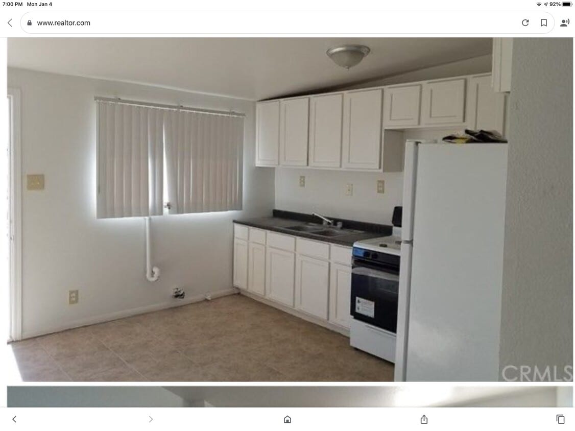 Kitchen - 26944 Prospect St