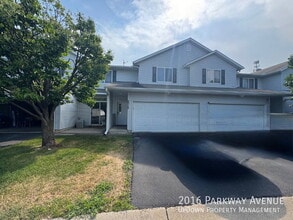 Building Photo - 2016 Parkway Ave