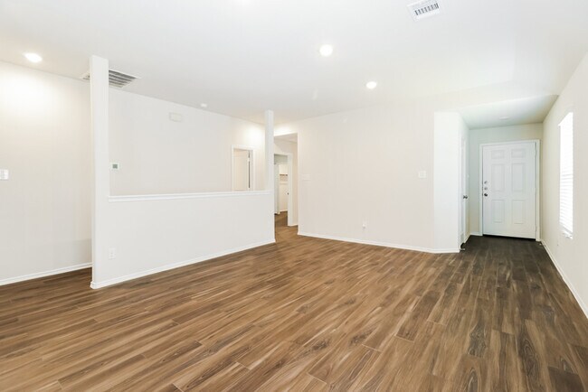 Building Photo - 2445 Copper Cyn Dr