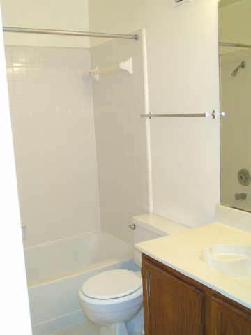 Building Photo - 6500 Harbor Town Dr