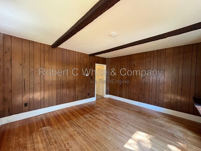 Foto del edificio - 345 W Thames St