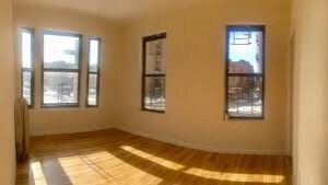 Primary Photo - 327 Franklin Ave