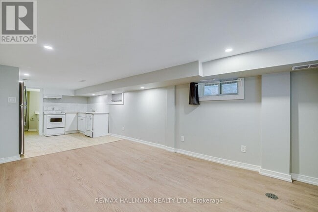 Building Photo - 115 Rainsford Rd