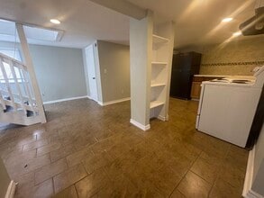 Building Photo - 2205 33rd St