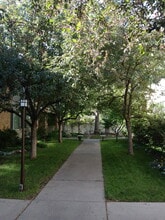 Building Photo - 1935 Douglas St