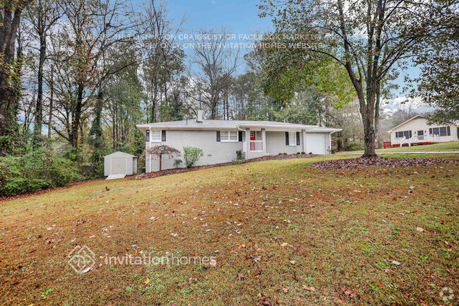 Building Photo - 7133 Louise St SE