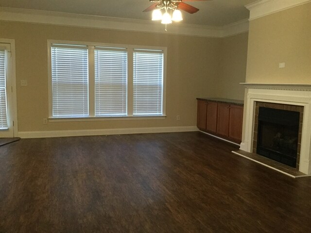 Building Photo - 9126 Dalmeny House Ln