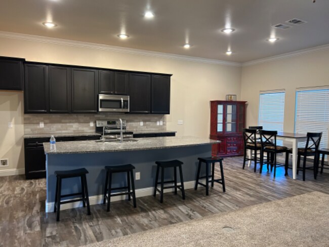 Foto del edificio - 800 E 92nd St