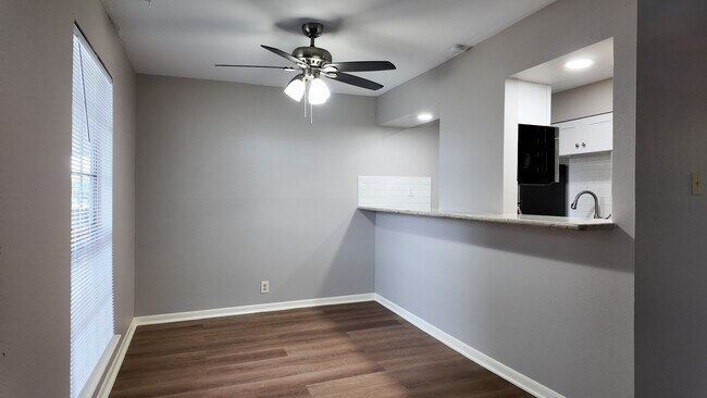 Foto del edificio - 2102 5th Ave N