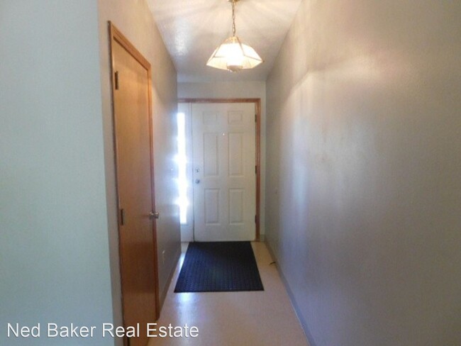 Building Photo - 3 br, 2 bath House - 5074 Melinda Ct. S