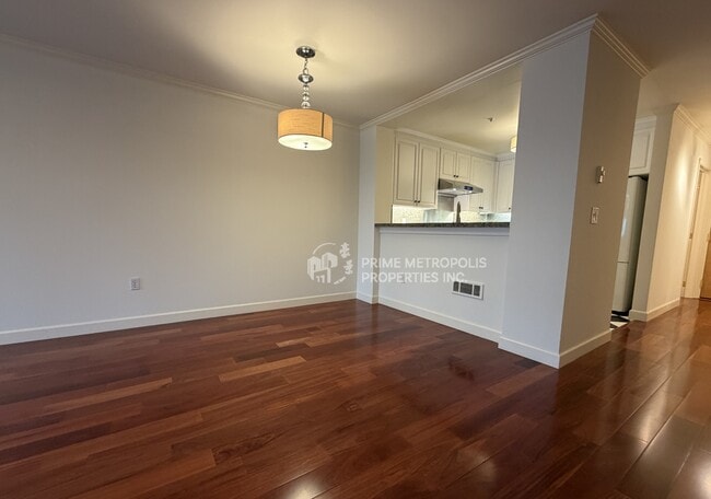 Photo - 600 Chestnut St Townhome