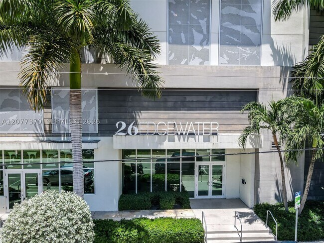 Foto del edificio - 321 NE 26th St