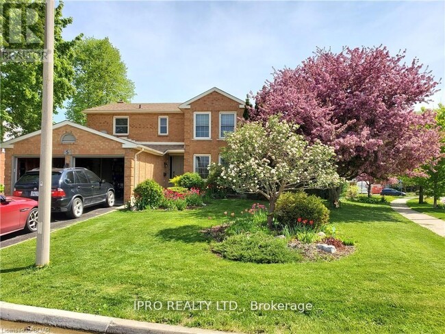 Building Photo - 5 Havenwood Ct