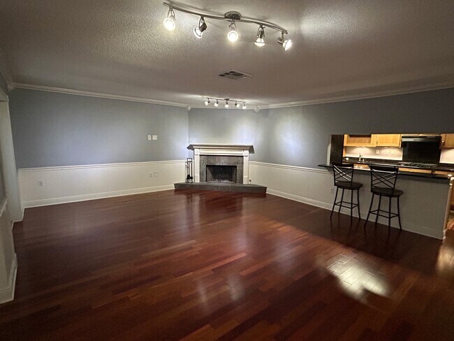 Foto del edificio - 4301 California Ave
