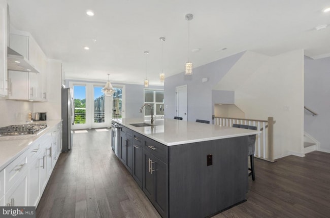 Foto del edificio - 4635 Charger Pl